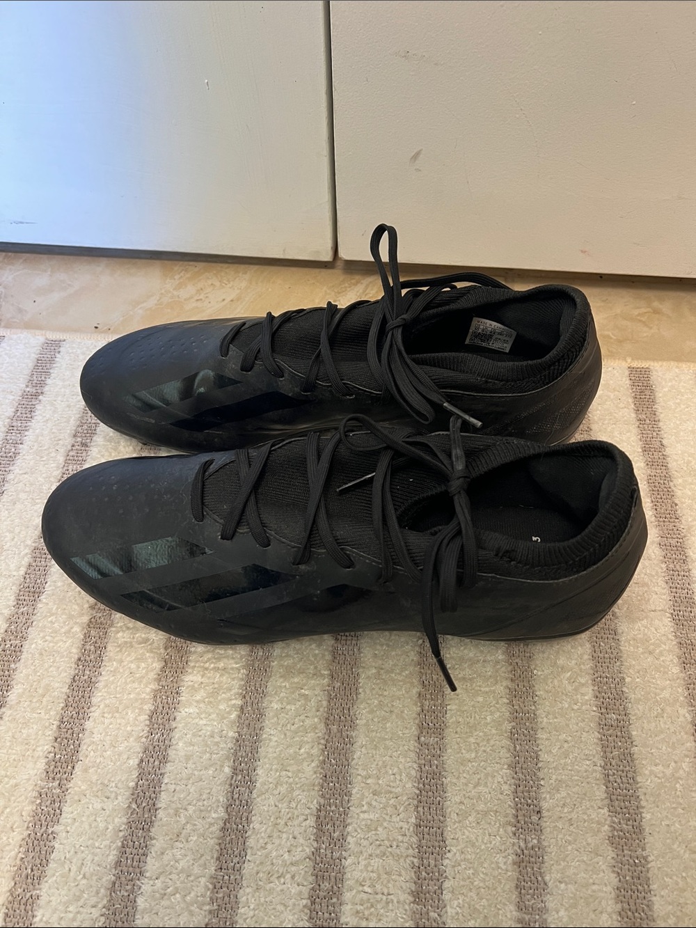 adidas Black Men's Athletic Soccer Cleats - All-Black Design